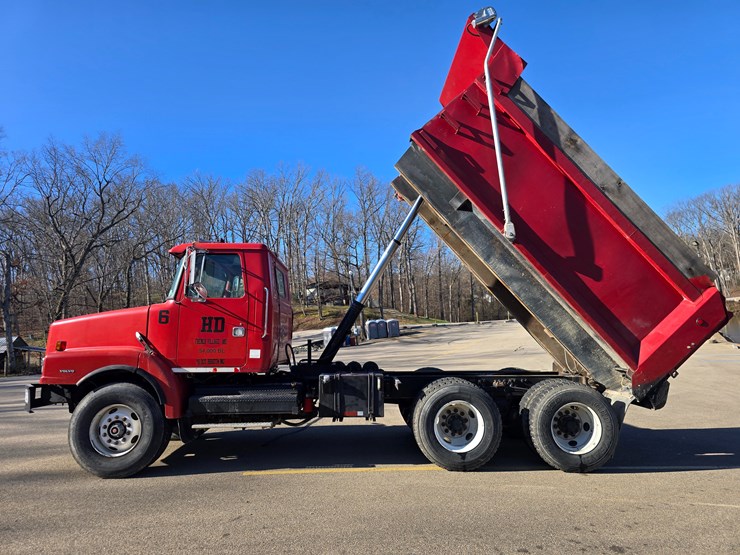 1999-cummins-m11-image-34