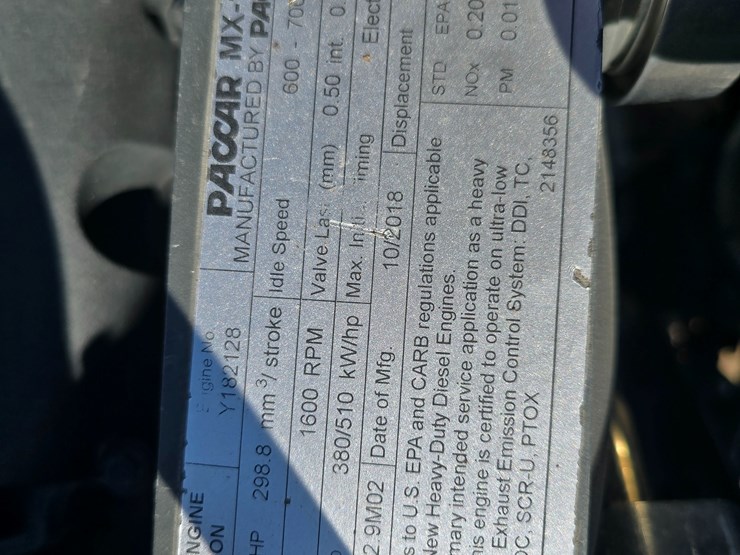 2019-peterbilt-567-image-49