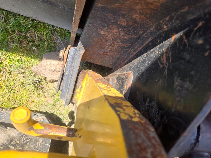 2018-caterpillar-299d2-image-76