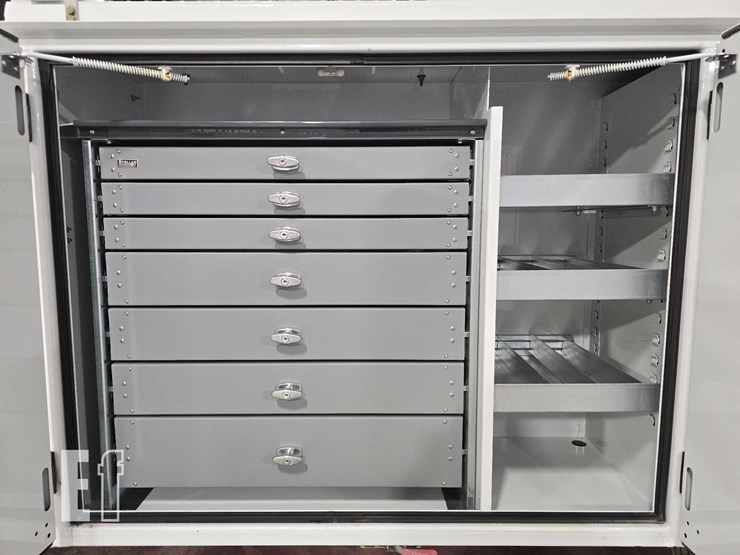 2024-ford-f550-sd-image-21