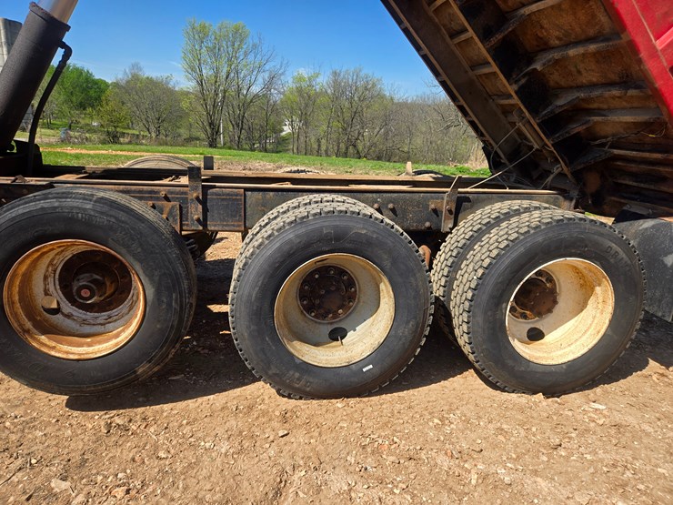 1998-mack-rd688s-image-89