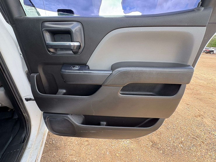 2019-chevrolet-2500-image-20