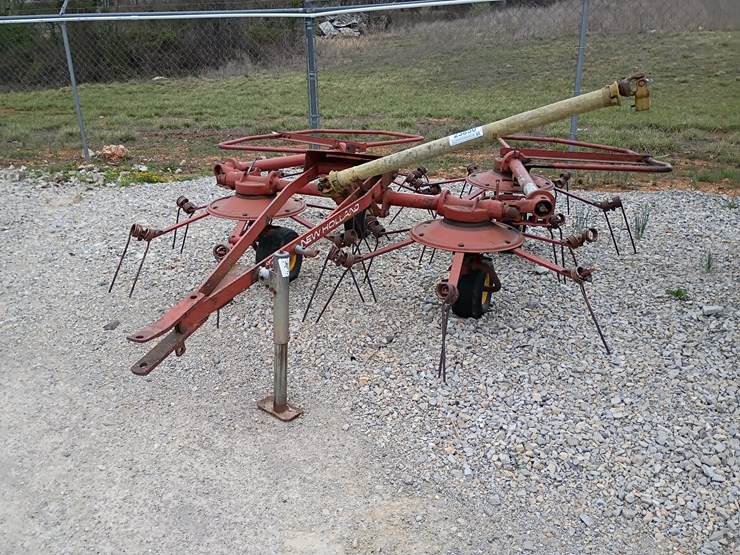 new-holland-540-image-1