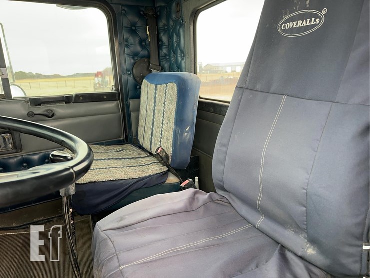 1998-kenworth-t800-image-68