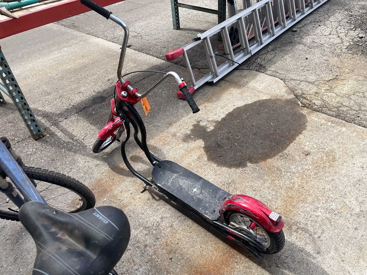 #7069-•-schwinn-scooter-(o4)-image-4