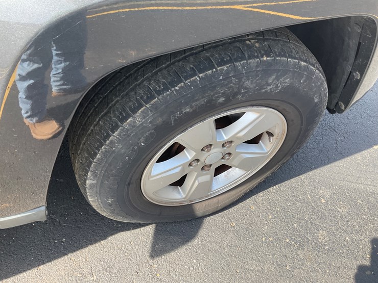 2011-jeep-liberty-image-10