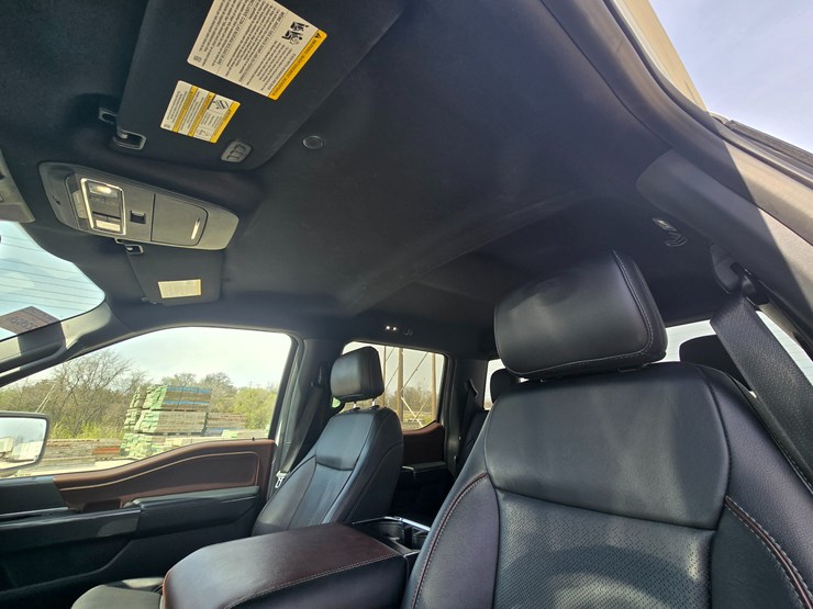 2022-ford-f150-image-31