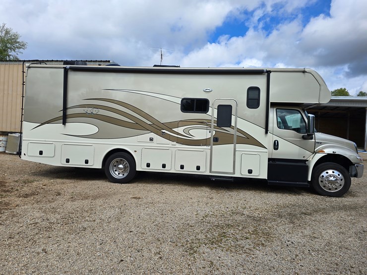 2021-international-mv607-image-27