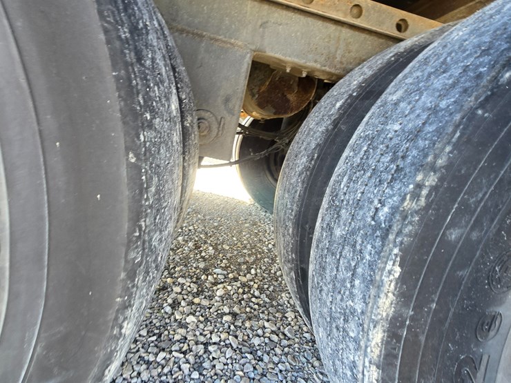 2012-great-dane-van-trailer-image-41