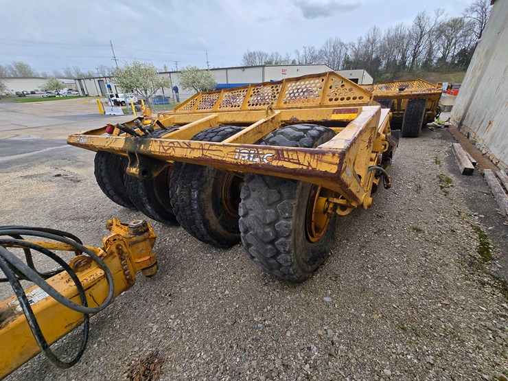 2006-deere-1812c-image-12