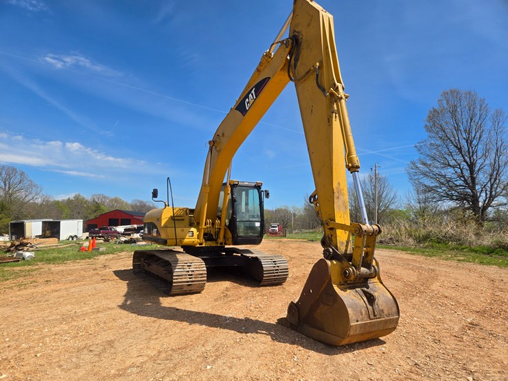 2003-caterpillar-320c-image-30