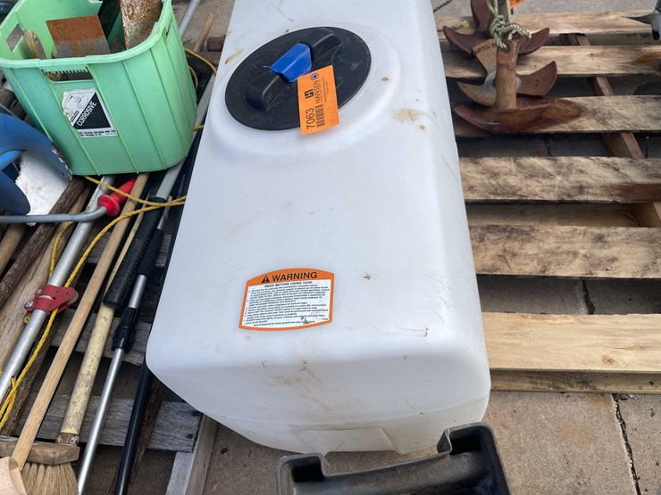 #7063-•-50-gallon-water-tank-(o3)-image-2