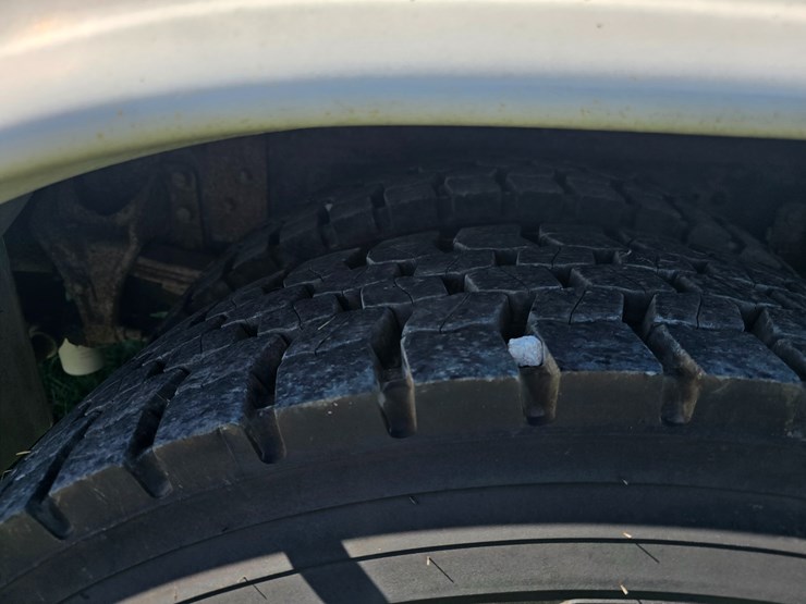 2008-international-durastar-4300-image-87