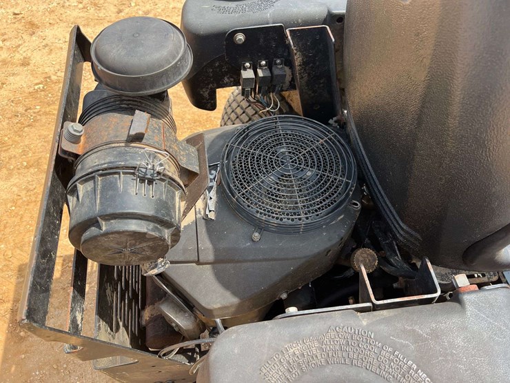 gravely-148z-48"-cut-zero-turn-mower-(1,728-hours)-image-7