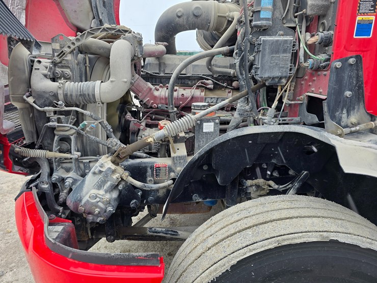 #22592-•-2019-mack-anthem-sleeper-truck-image-17