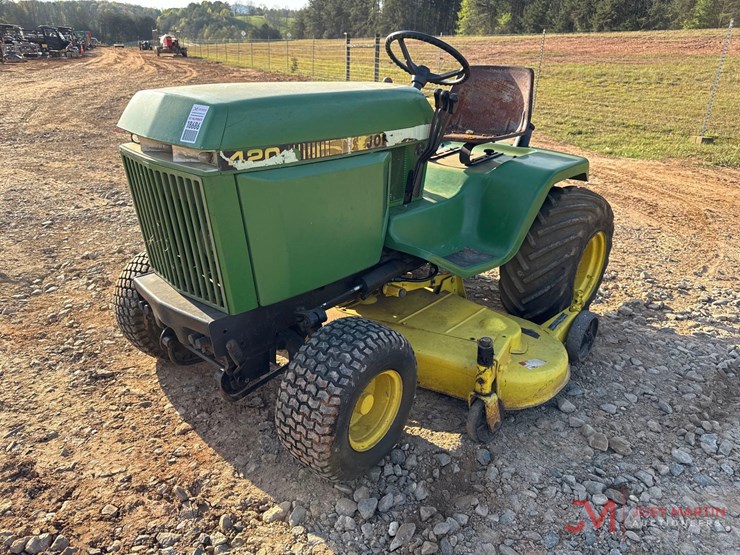 john-deere-420-image-2