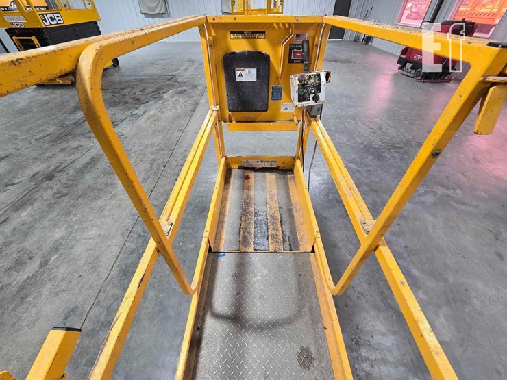2018-hy-brid-lifts-hb-1430-image-9