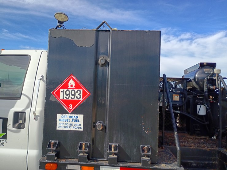 2005-ford-f750-image-68