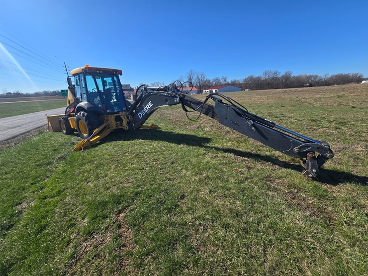 2015-deere-410l-image-68