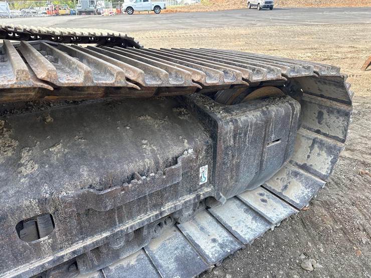 2019-deere-345g-lc-image-26