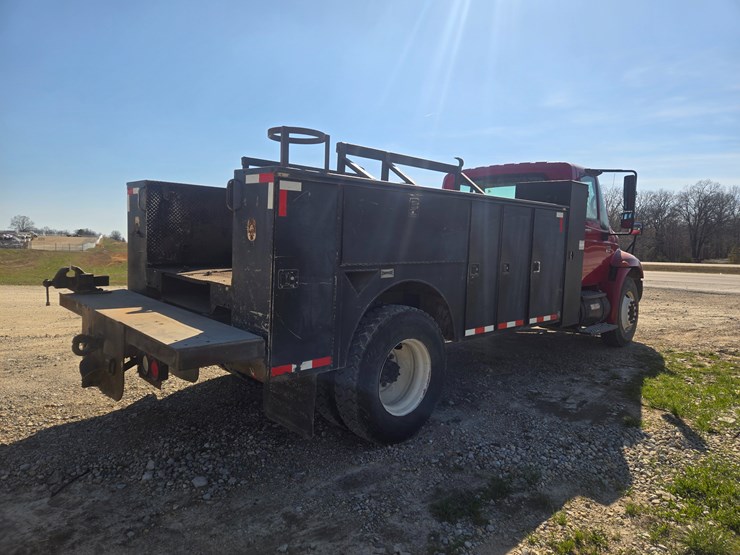 2007-international-durastar-4300-image-18