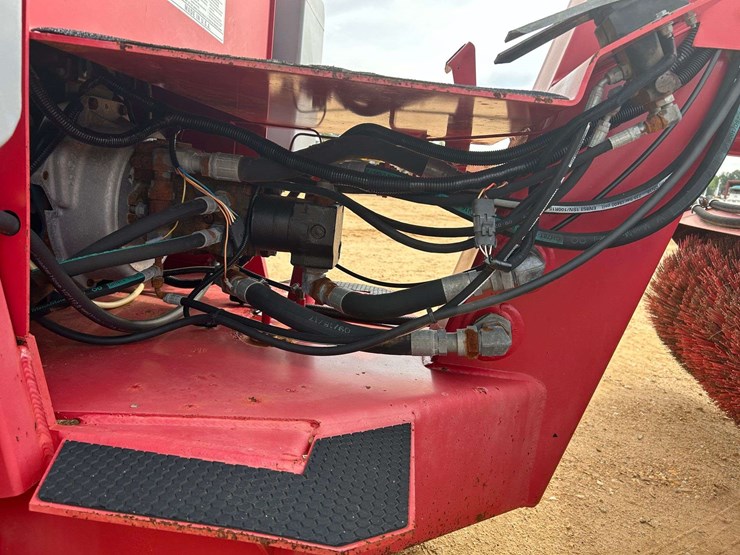 broce-bw260-image-14