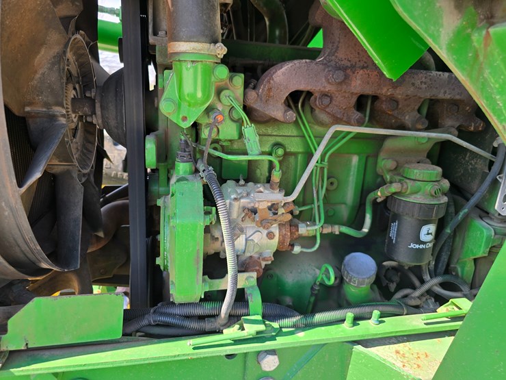 2002-john-deere-6220-image-24