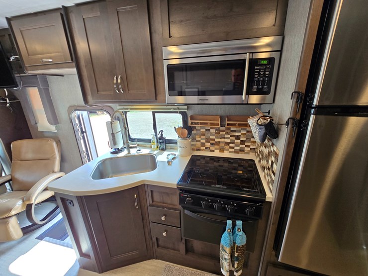 2021-international-mv607-image-112