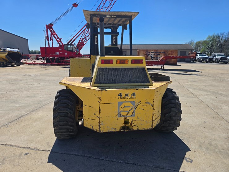 2000-sellick-sd80-image-10