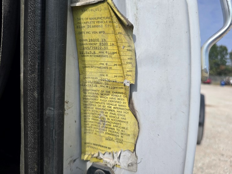 2004-ford-f650-image-64