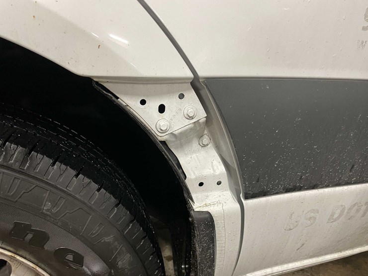 #1450-•-2019-mercedes-sprinter-van-(has-wi-title)-(of)-image-48