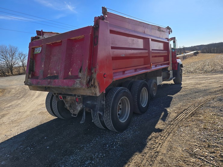 1998-mack-rd688s-image-13