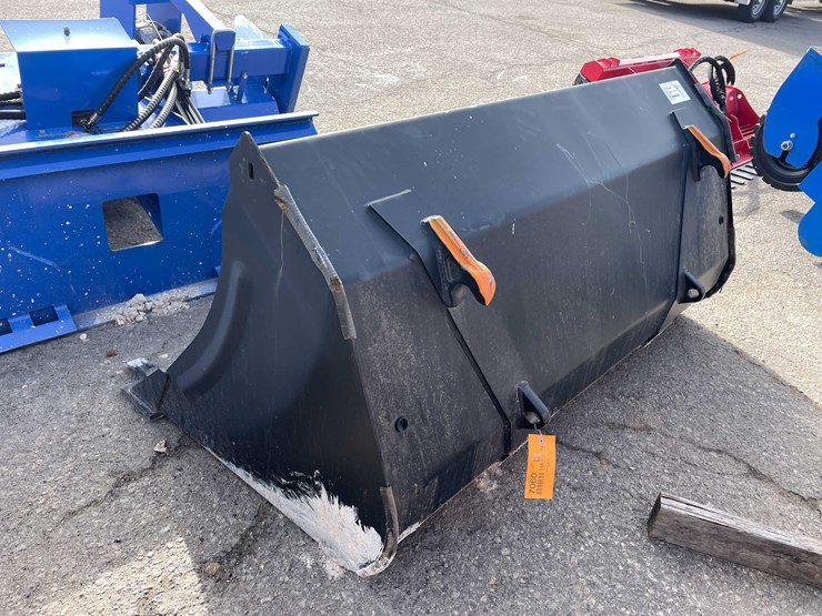 #7060-•-unused-63-case-new-holland-tractor-tooth-bucket-(o9)-image-5