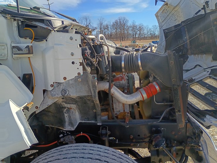 2005-ford-f750-image-29