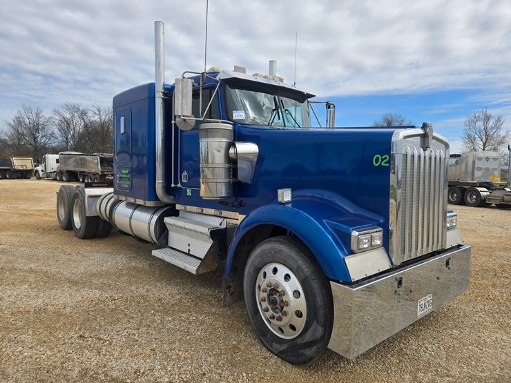 1999-kenworth-w900-image-28