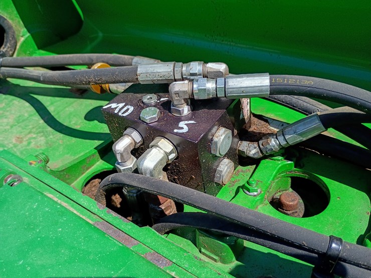 2014-john-deere-469-image-22