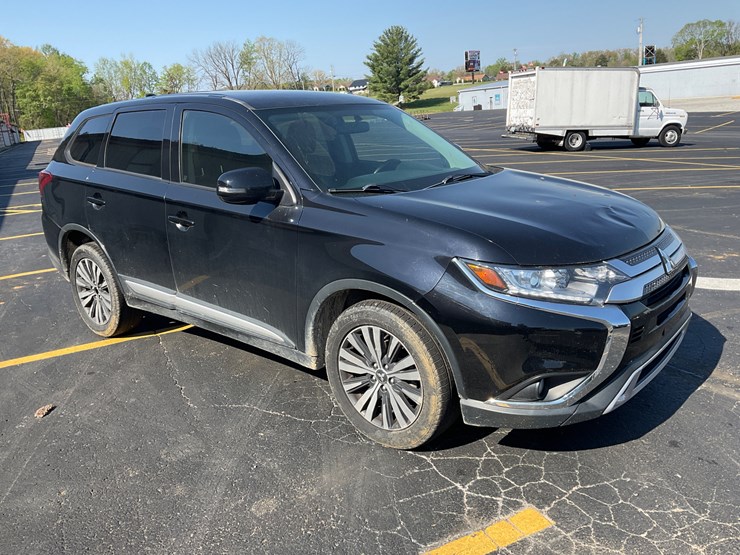 2019-mitsubishi-outlander-image-3