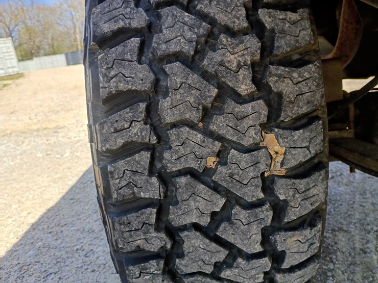 1993-jeep-wrangler-image-80