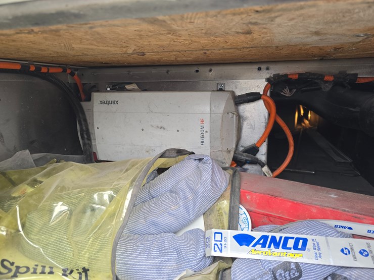 #22593-•-2016-mack-cxu613-pinnacle-sleeper-truck-image-78