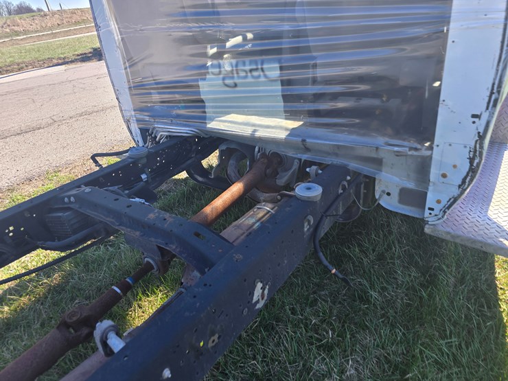 2016-ford-e450-image-44