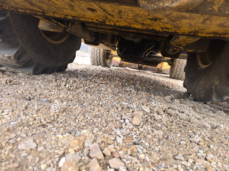 1993-deere-710d-image-43