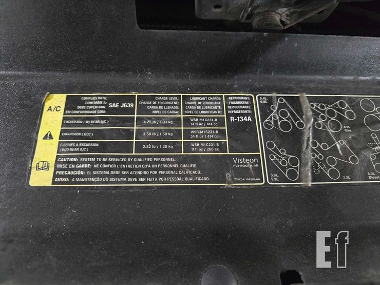 2005-ford-excursion-image-19