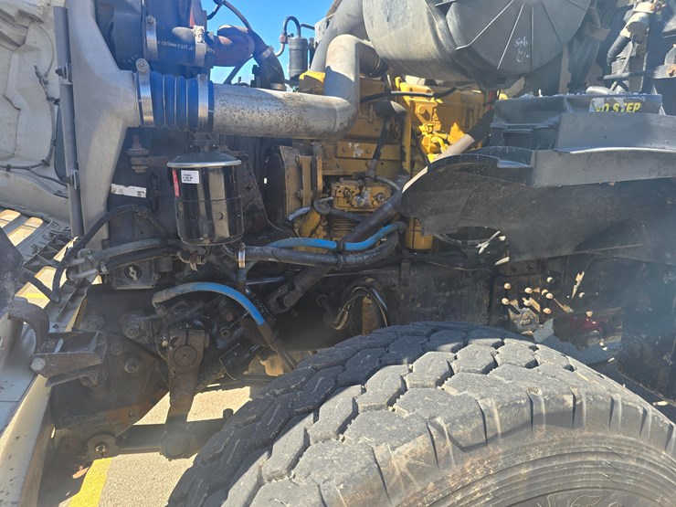 2001-sterling-l9500-image-59