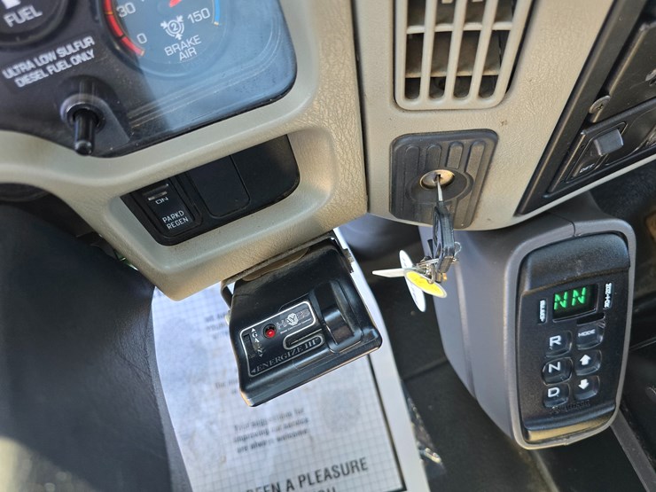 2008-international-durastar-4300-image-65