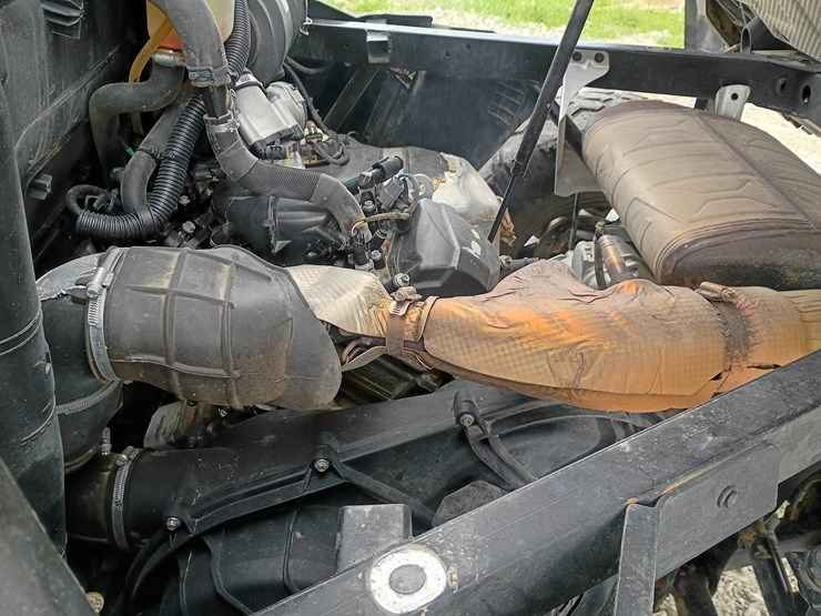 2022-can-am-defender-hd9-image-18