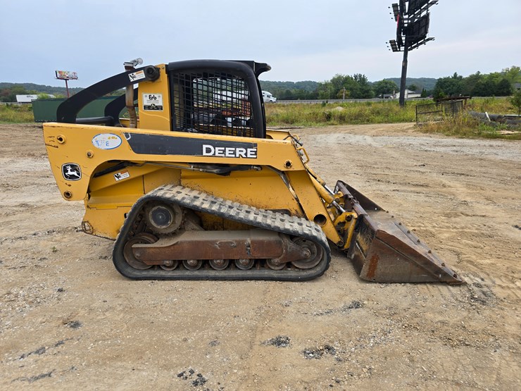 #22607-•-2008-deere-332t-skid-steer-image-18