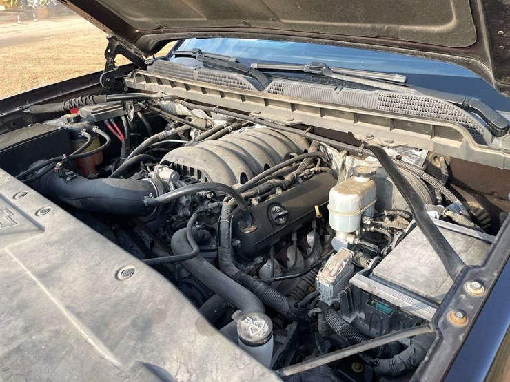 2016-chevrolet-silverado-1500-lt-image-7