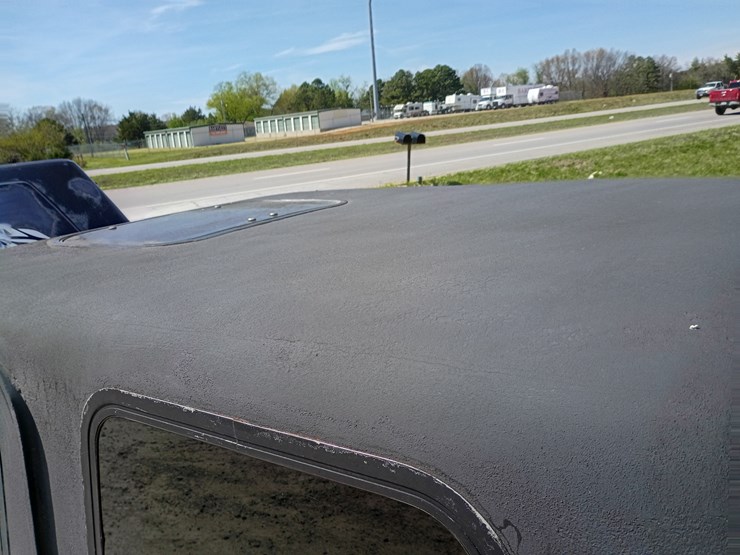 1993-jeep-wrangler-image-66