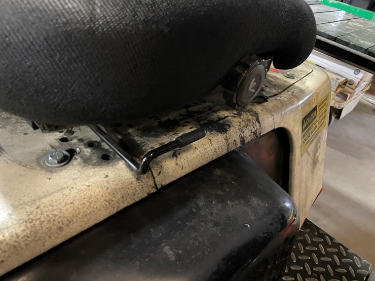 #1467-•-nissan-forklift-(e)-image-25