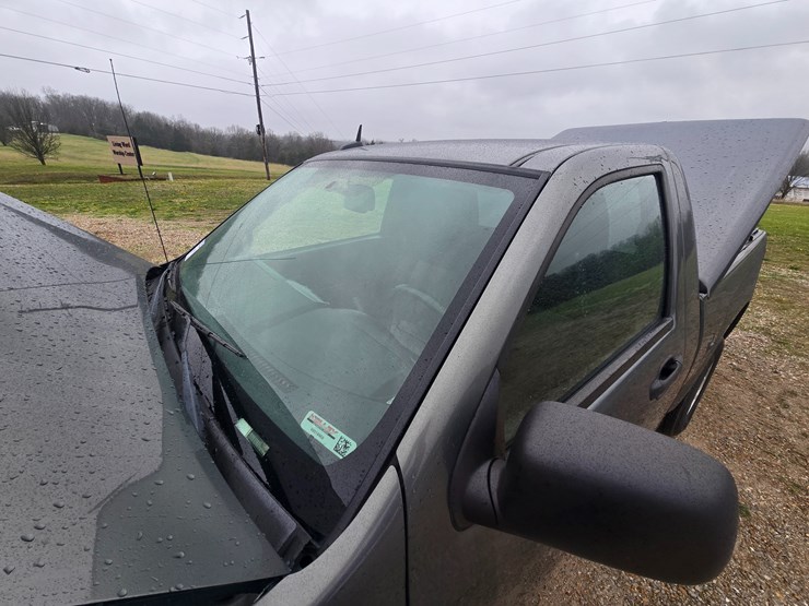 2011-chevrolet-colorado-image-68